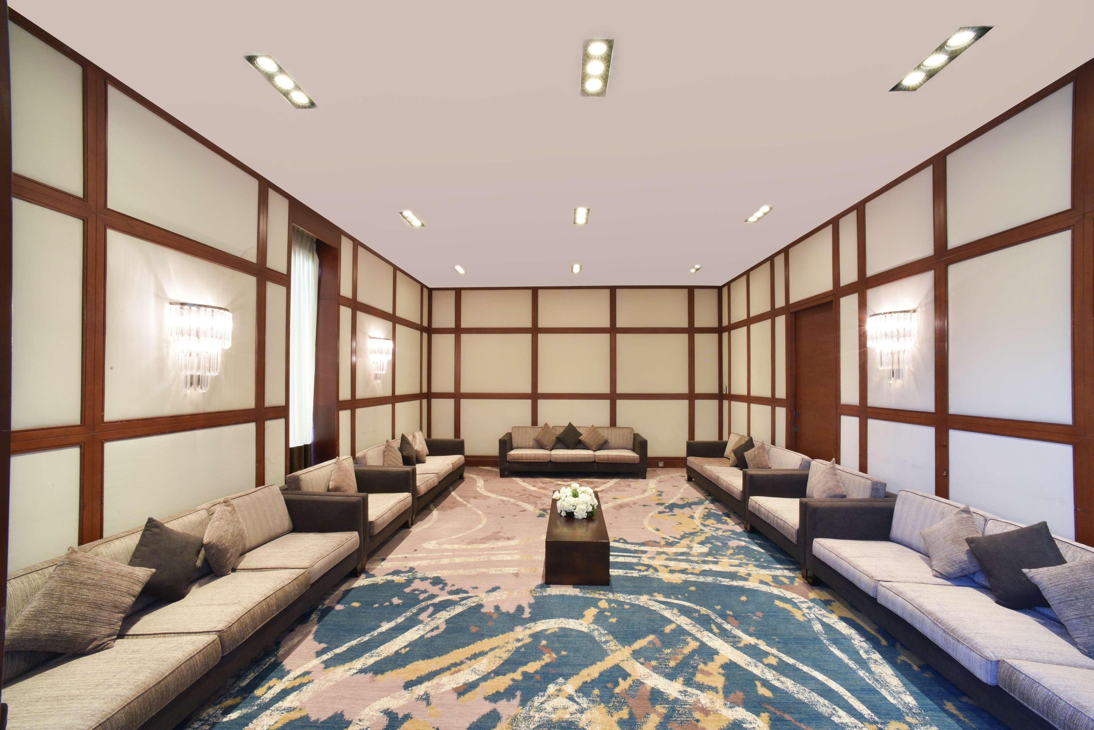 Hilton Kuwait Resort Kuwait City Exterior photo