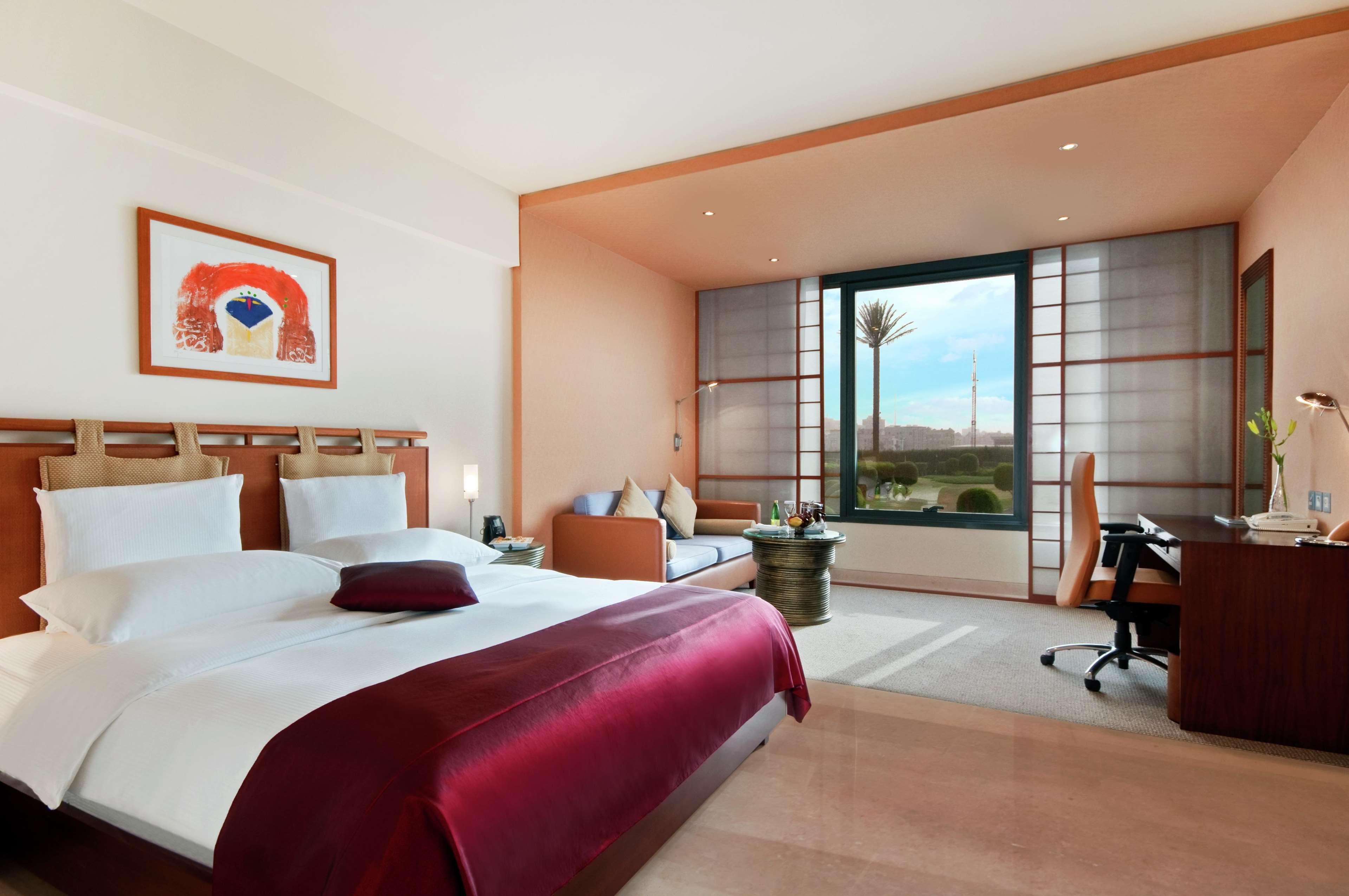 Hilton Kuwait Resort Kuwait City Exterior photo