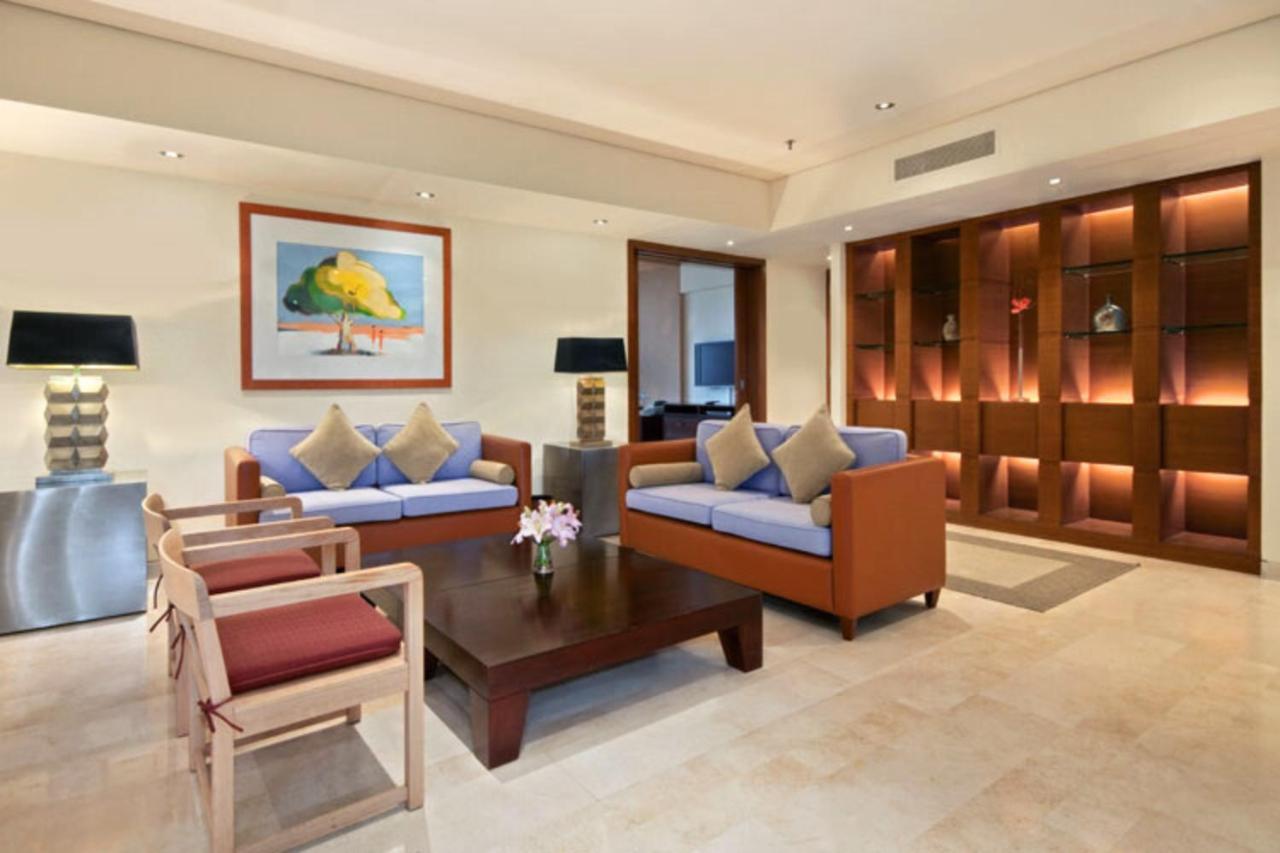 Hilton Kuwait Resort Kuwait City Exterior photo