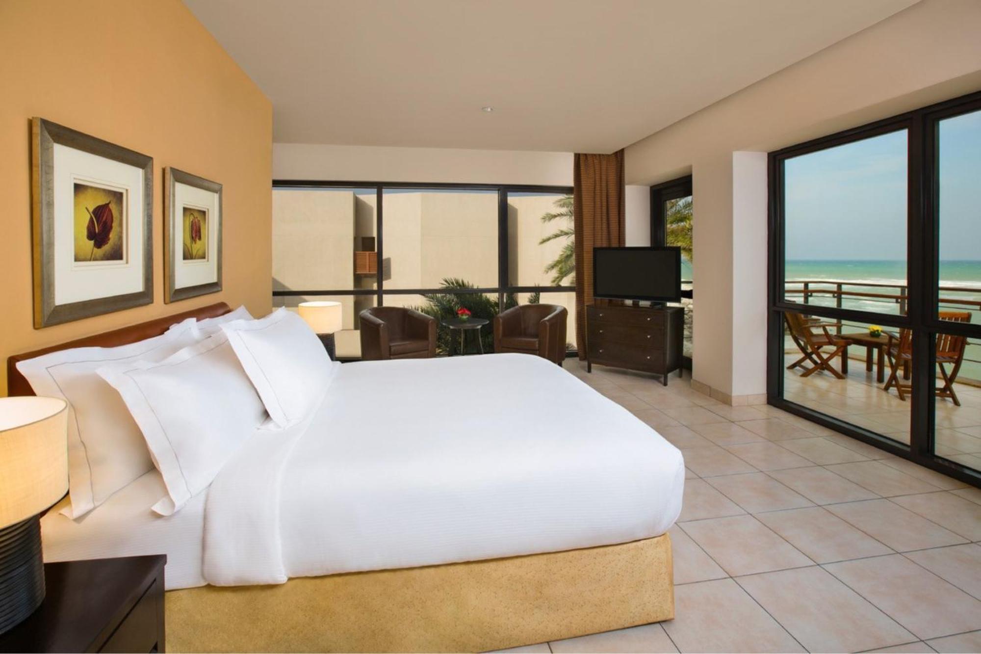 Hilton Kuwait Resort Kuwait City Exterior photo