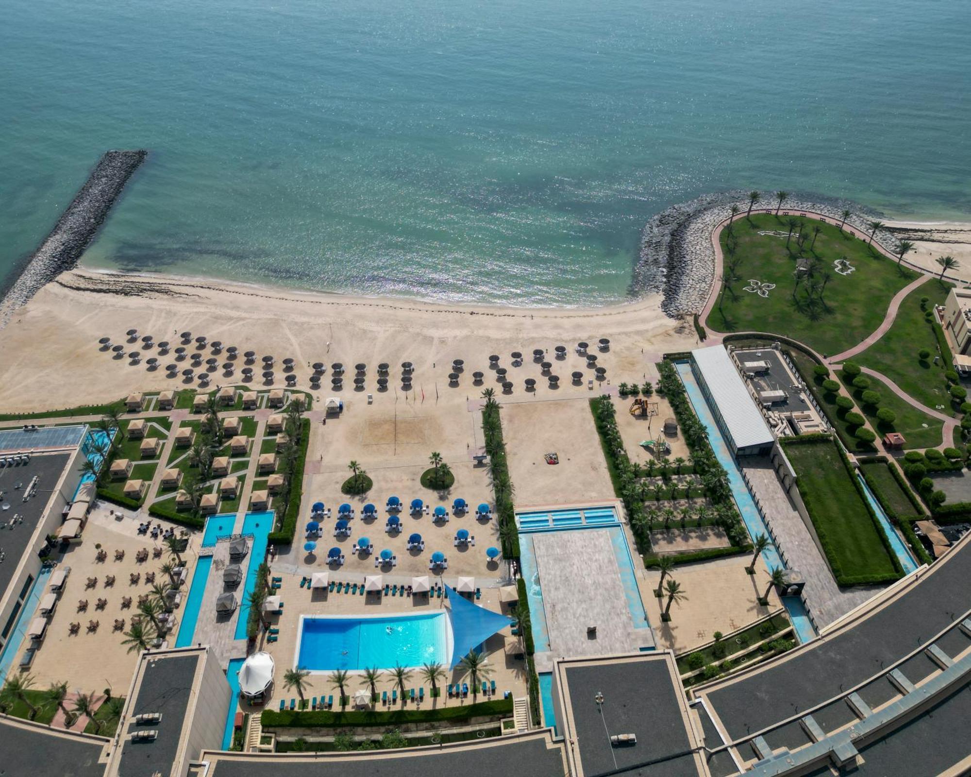 Hilton Kuwait Resort Kuwait City Exterior photo